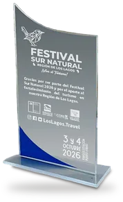 Galvano de acrílico grabado para el Festival Sur Natural de Sernatur Los Lagos, Puerto Montt